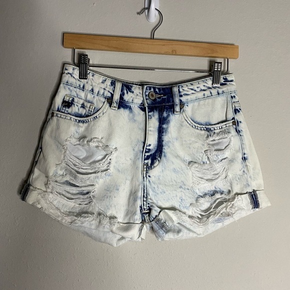 KanCan Pants - KanCan Bleached & Ripped Cuffed Hem Jean Shorts Size S
